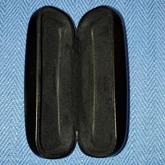 Jessica Simpson Sunglasses Saks Fifth Avenue Hard Case Glasses WOMEN'S WOMAN'S - Picture 11 of 15